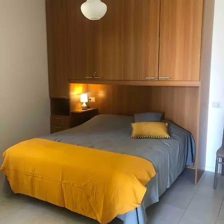 Under The Lemon Tree * La Caletta