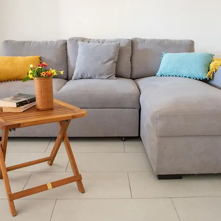 Under The Lemon Tree * La Caletta