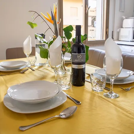 Under The Lemon Tree La Caletta