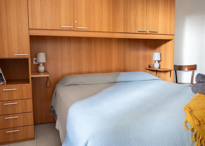 Under The Lemon Tree *